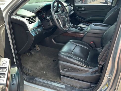 Used 2015 GMC Yukon XL SLT AWD/4WD image 10