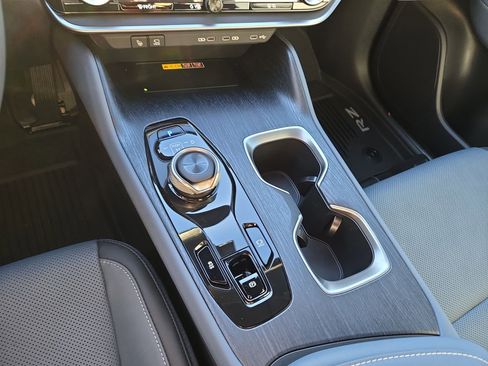 New 2026 Lexus RZ 450e 2WD image 22