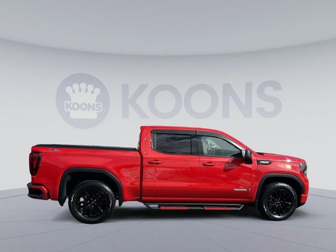 Used 2025 GMC Sierra 1500 Elevation image 8