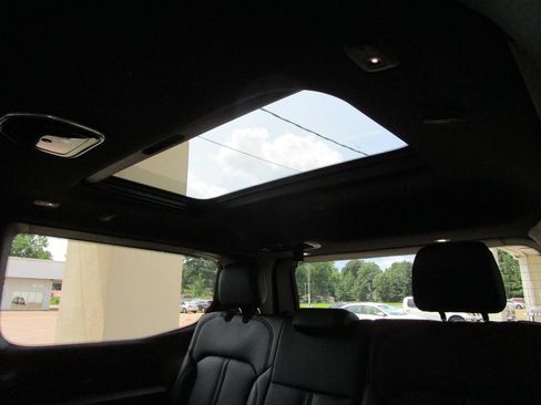 New 2026 Jeep Grand Wagoneer Limited AWD/4WD image 23