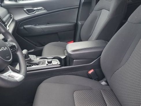 Used 2023 Kia Sportage LX FWD image 10