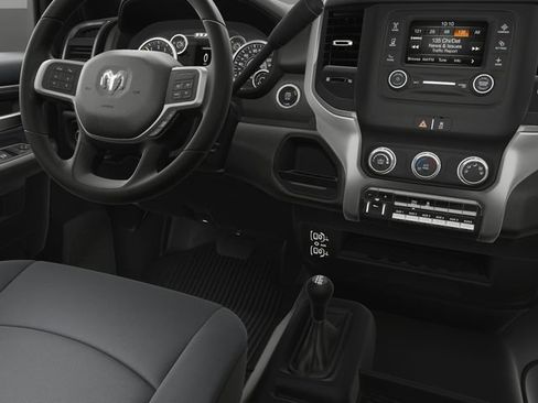 New 2023 RAM 5500 Tradesman AWD/4WD image 18