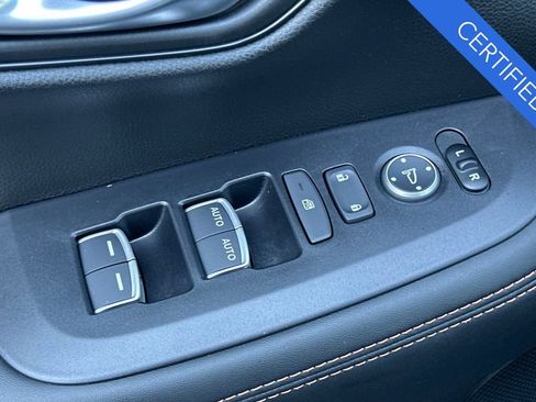 Certified 2026 Honda HR-V Sport image 12