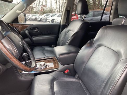 Used 2017 INFINITI QX80 4WD image 8