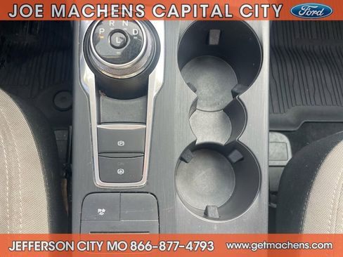 Certified 2022 Ford Escape SE w/ Convenience Package image 15