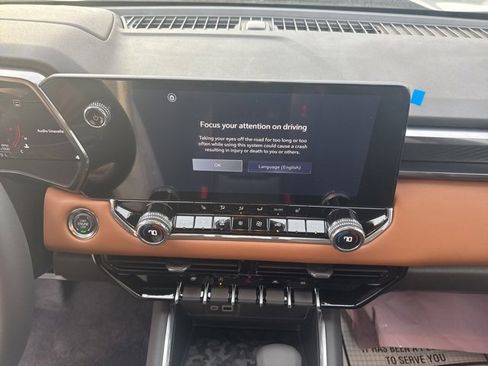 New 2026 GMC Canyon AT4 image 8