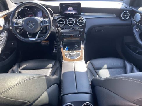 Used 2019 Mercedes-Benz GLC 300 4MATIC Coupe image 13