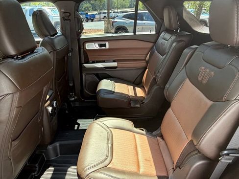 Used 2023 Ford Explorer King Ranch w/ Technology Package AWD/4WD image 27