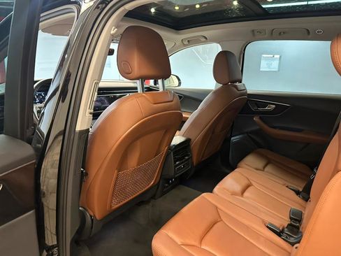 Used 2023 Audi Q7 3.0T Premium image 11