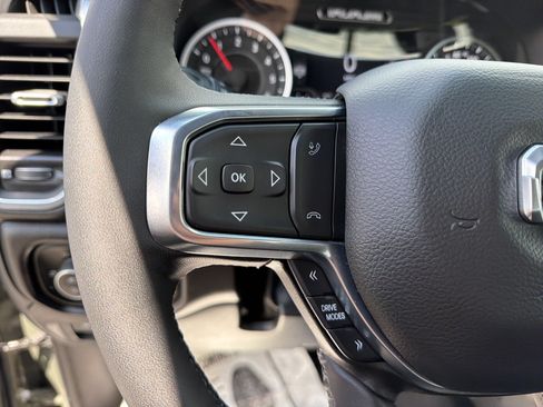 Used 2026 RAM 1500 Laramie AWD/4WD image 19