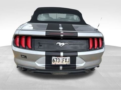 Used 2021 Ford Mustang Premium RWD image 5