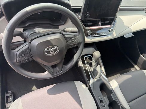 Used 2026 Toyota Corolla LE FWD image 10