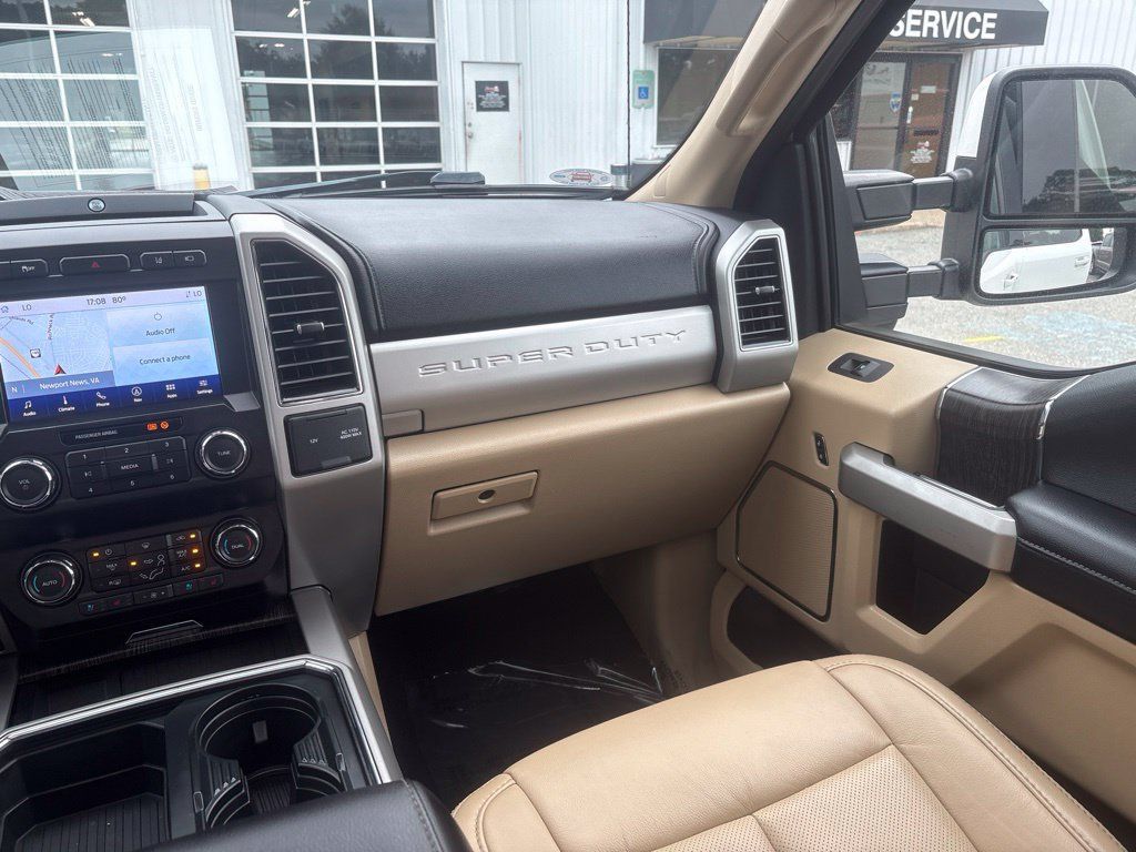 Used 2020 Ford F350 Lariat w/ Lariat Ultimate Package AWD/4WD image 18