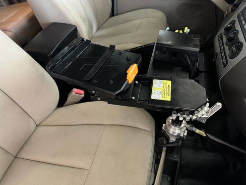 Used 2014 Ford Expedition XL RWD image 59