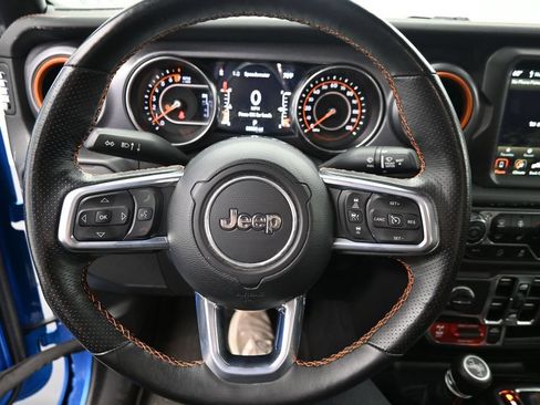 Used 2023 Jeep Gladiator Mojave w/ LED Lighting Group AWD/4WD image 14