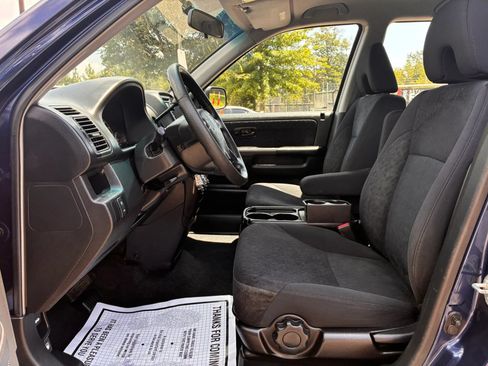 Used 2005 Honda CR-V LX image 6