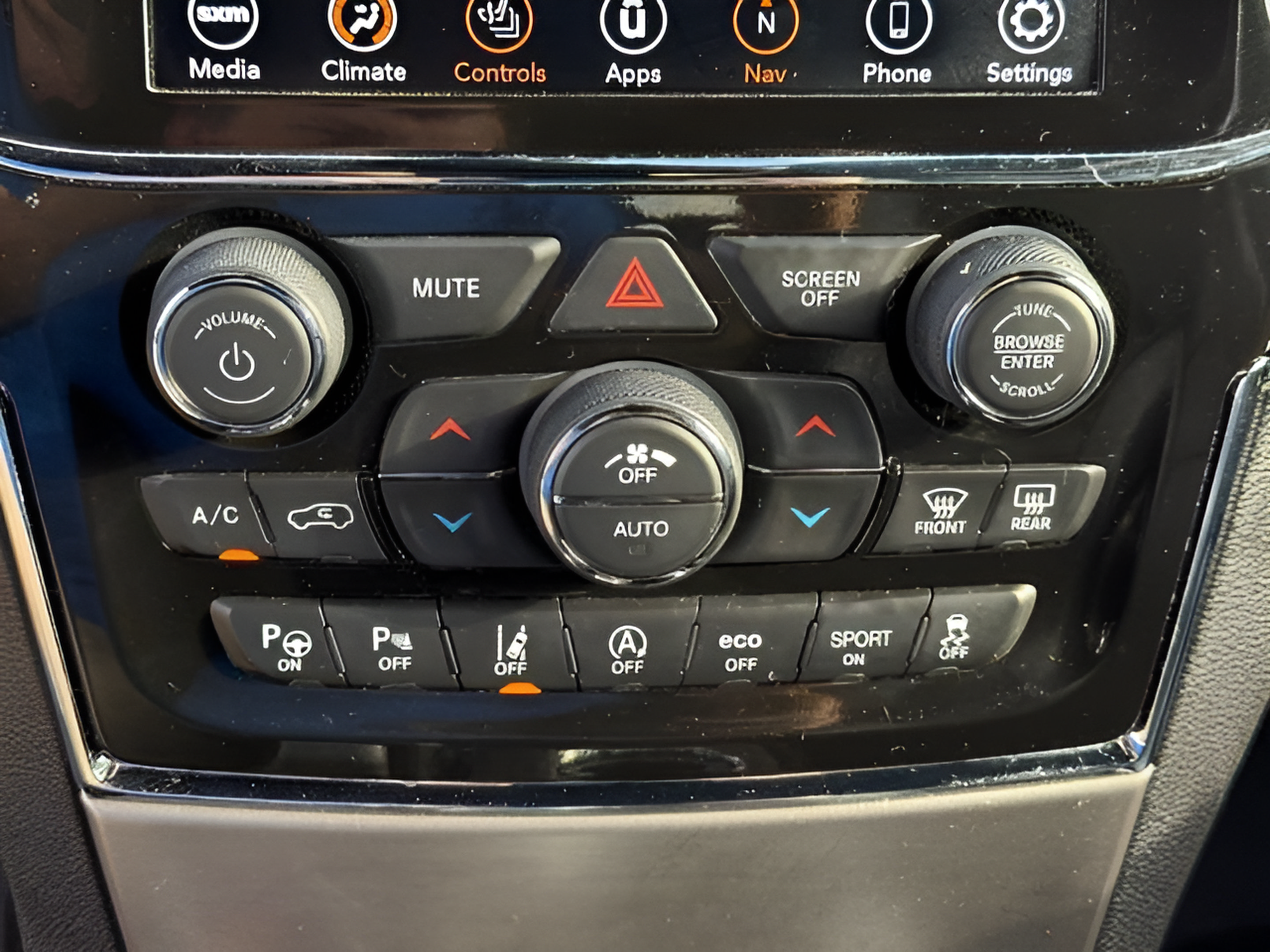 Used 2021 Jeep Grand Cherokee Limited w/ Quick Order Package 28K 80th AWD/4WD image 26