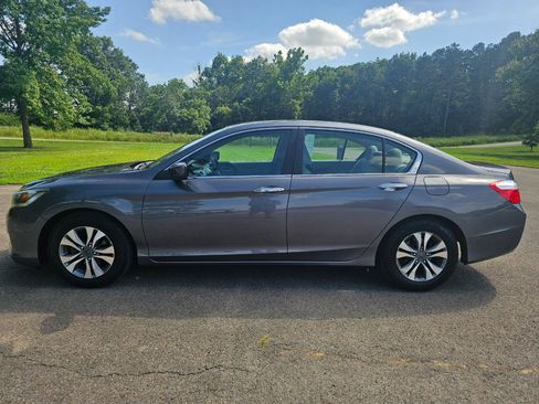 Used 2014 Honda Accord LX image 9
