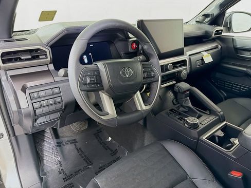 New 2026 Toyota 4Runner TRD Off-Road Premium AWD/4WD image 9
