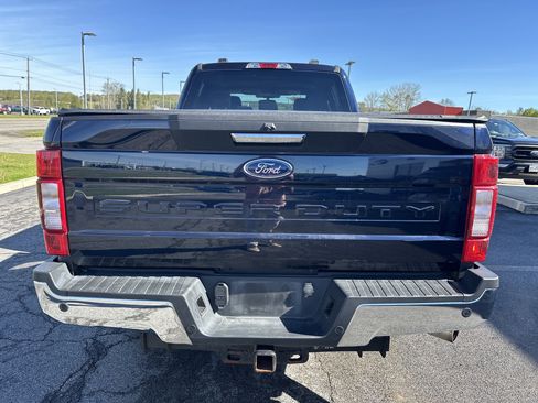 Used 2021 Ford F250 XLT w/ XLT Premium Package AWD/4WD image 13