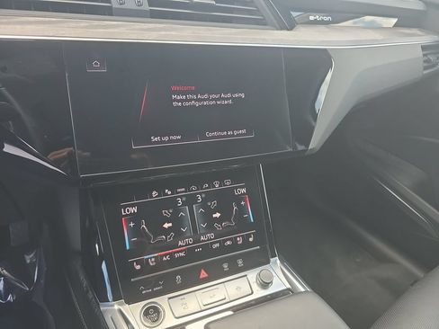 Used 2024 Audi Q8 e-tron Prestige w/ Prestige Package AWD/4WD image 20