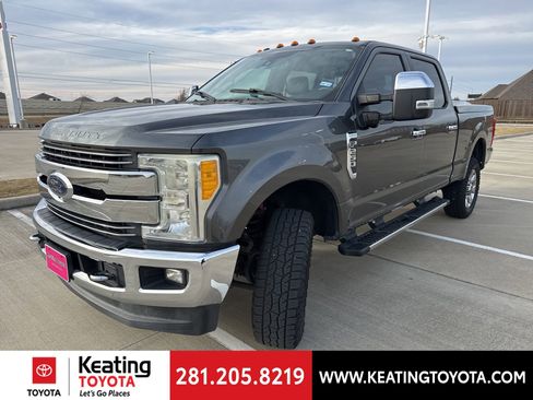 Used 2017 Ford F250 Lariat w/ Lariat Ultimate Package image 7