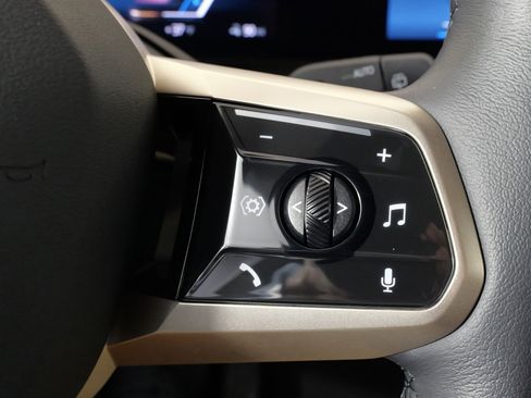 Used 2025 BMW iX xDrive50 w/ Premium Package image 46