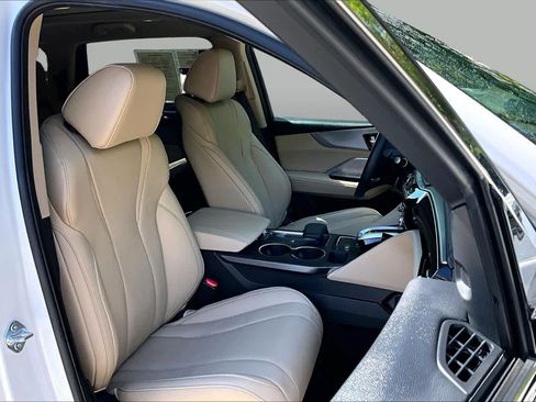 Used 2024 Acura MDX FWD w/ Technology Package image 9
