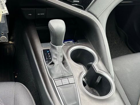 Used 2024 Toyota Camry LE image 11