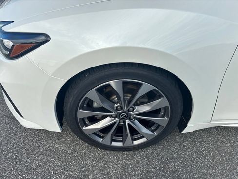 Used 2023 Nissan Maxima Platinum w/ Sport Mat Group FWD image 10
