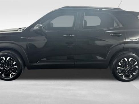 Certified 2023 Chevrolet TrailBlazer LT w/ Convenience Package image 5