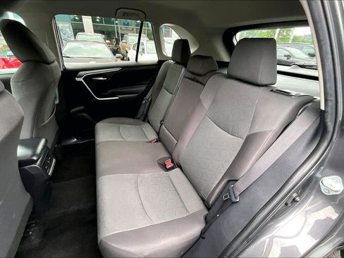 Used 2024 Toyota RAV4 XLE FWD image 24