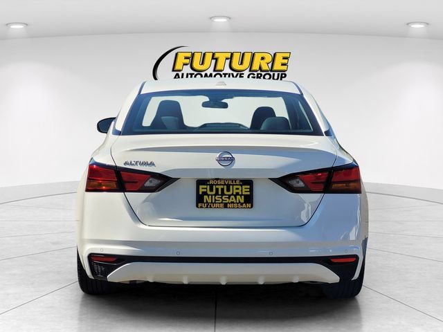 Certified 2025 Nissan Altima 2.5 S FWD image 8