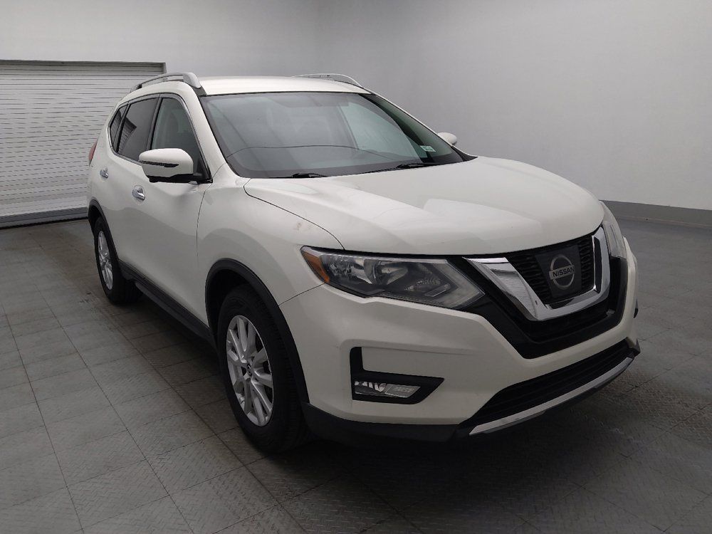 Used 2017 Nissan Rogue SV w/ SV Premium Package FWD image 13
