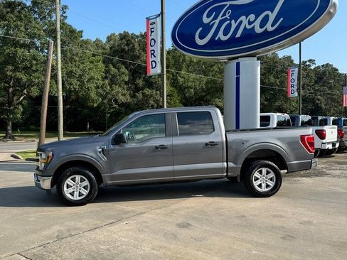 Used 2023 Ford F150 XLT image 3