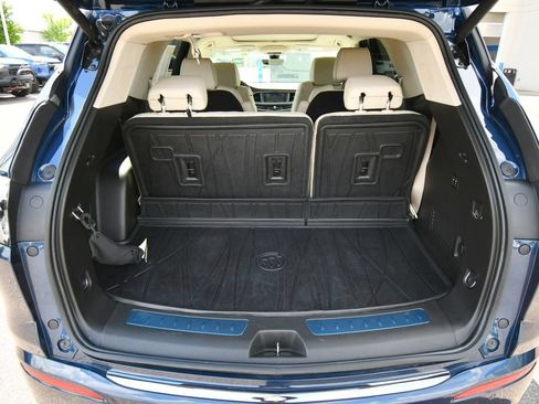 Used 2023 Buick Enclave Avenir w/ Trailering Package, 5000 lbs. AWD/4WD image 7