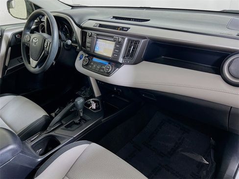 Certified 2018 Toyota RAV4 LE Plus image 25