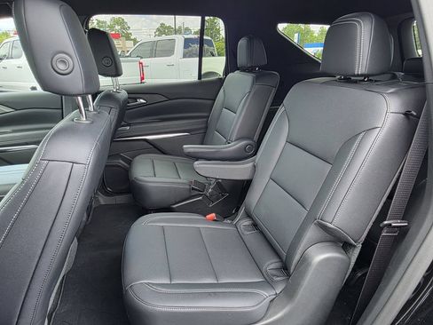 Used 2026 Chevrolet Traverse LT AWD/4WD image 15