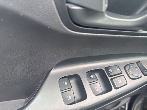 Used 2021 Hyundai Kona SEL AWD/4WD image 11