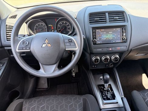 Used 2024 Mitsubishi Outlander Sport ES AWD/4WD image 16