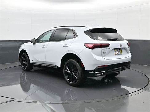 Used 2025 Buick Envision Sport Touring AWD/4WD image 7