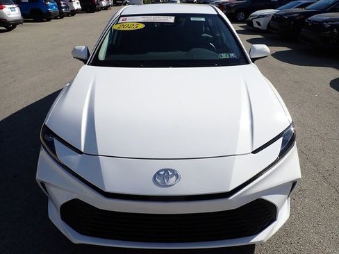 Certified 2025 Toyota Camry LE image 11
