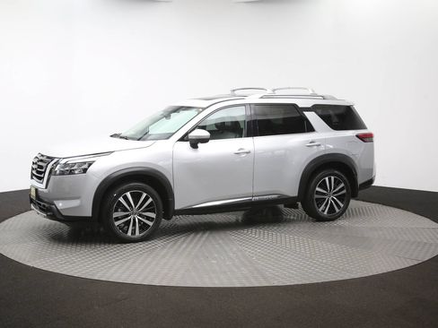 Used 2023 Nissan Pathfinder Platinum AWD/4WD image 55