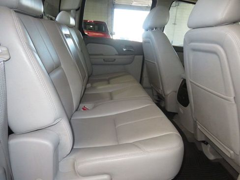 Used 2013 GMC Sierra 2500 SLT w/ SLT Convenience Package image 31