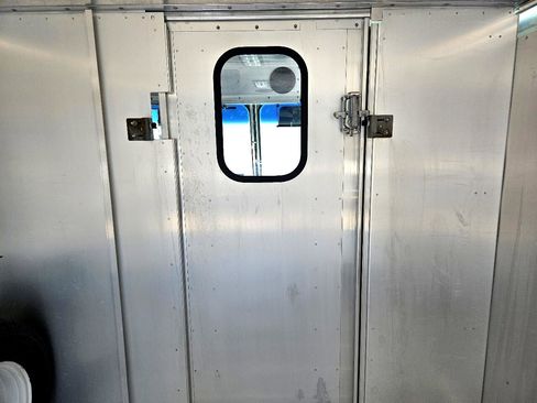 Used 2014 Ford E-350 and Econoline 350 Super Duty w/ A/C Prep Package image 18