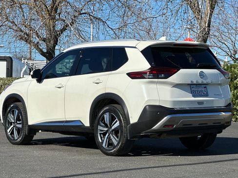 Certified 2021 Nissan Rogue Platinum image 6