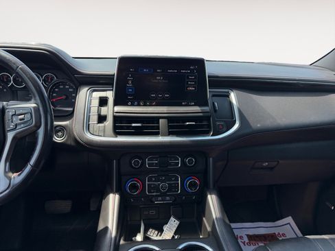 Used 2021 Chevrolet Suburban RST w/ Rear Media and Nav Package AWD/4WD image 11