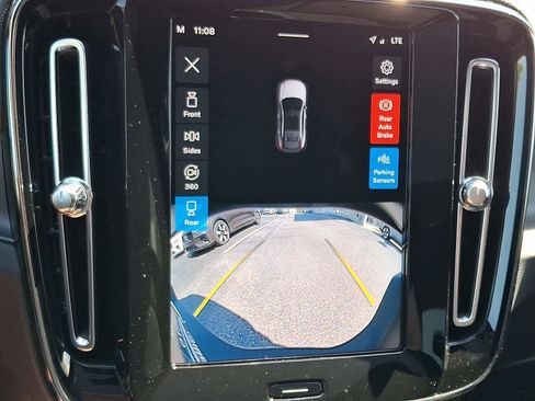 Certified 2023 Volvo C40 P8 Recharge Ultimate AWD/4WD image 18