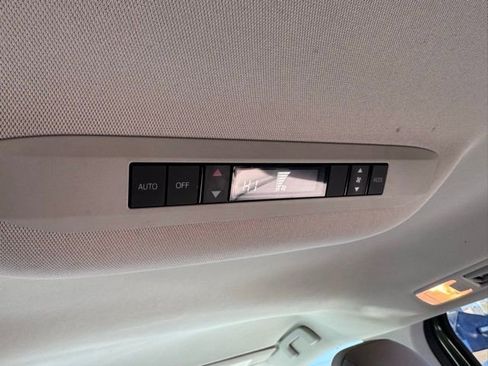 Certified 2022 Toyota Sienna LE AWD/4WD image 9