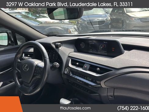 Used 2019 Lexus UX 200 w/ Premium Package FWD image 42